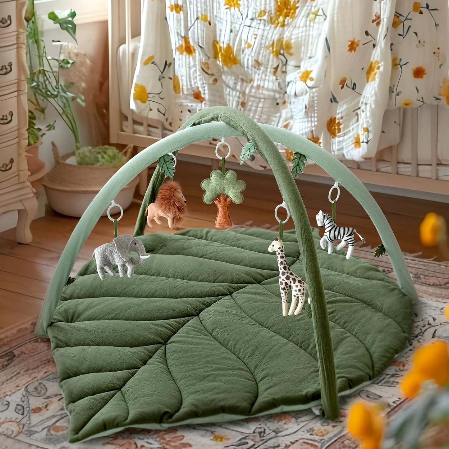 Baby Play Gym with Mat Leaf Shaped, Baby Play Mat with 5 Hanging Toys Tummy Time Mat, Baby Gym Activity Center, Washable (Green)
